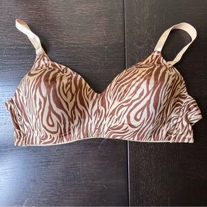 Warners 40C Fall in Luxe wire free animal print bra